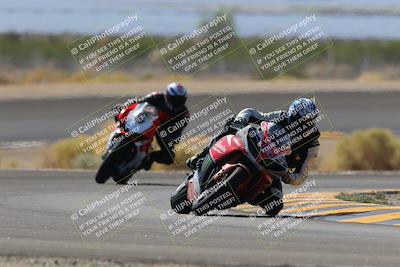 media/Oct-08-2022-SoCal Trackdays (Sat) [[1fc3beec89]]/Turn 14 (1050am)/